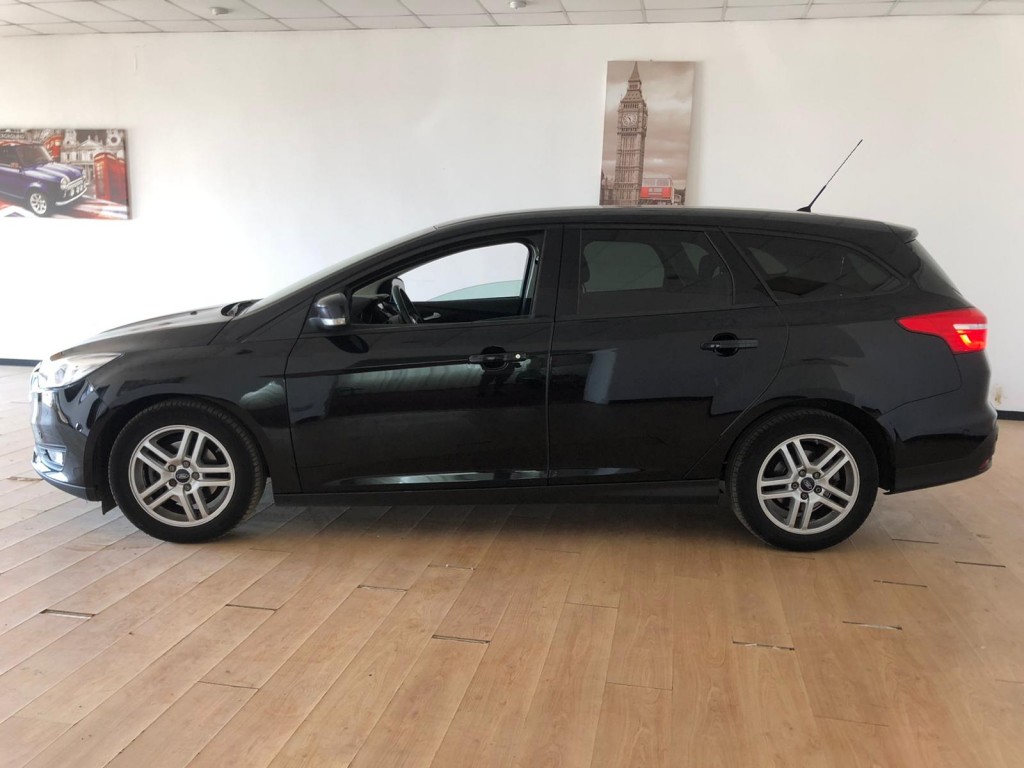 .VENDUTA........FORD FOCUS STATION WAGON 1.6 TDCi 115 CV SW Titanium