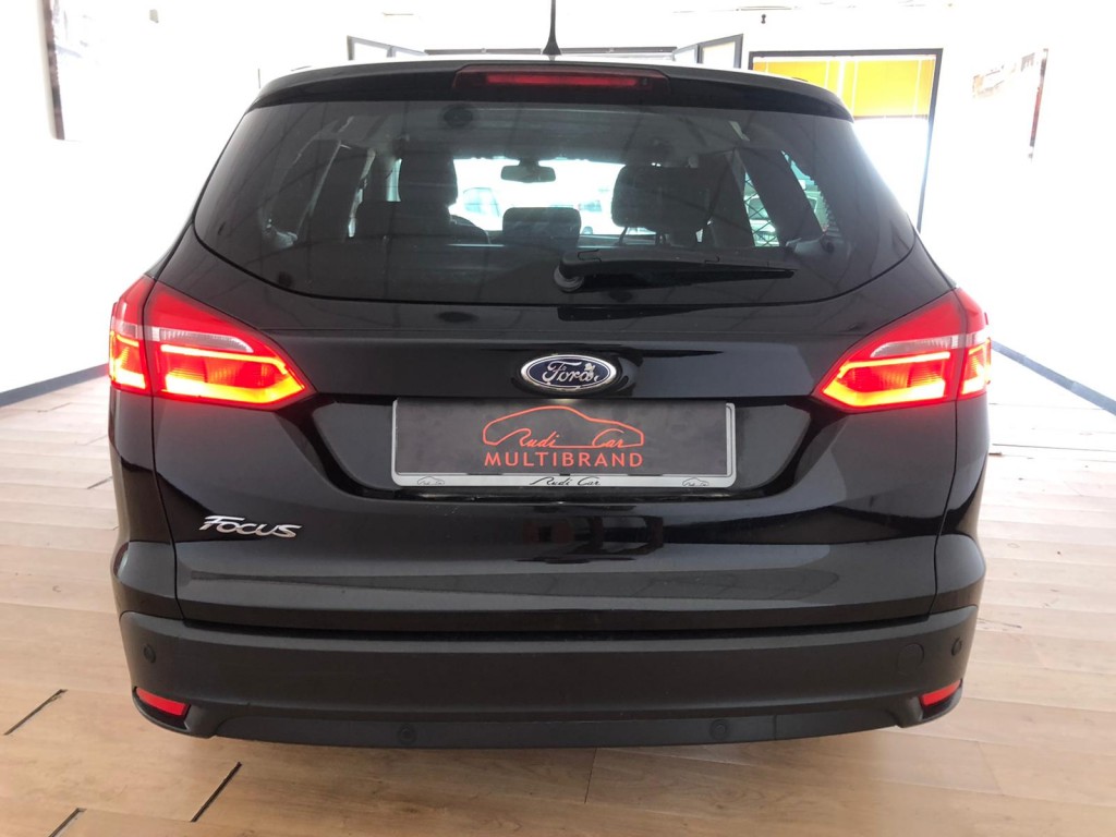 .VENDUTA........FORD FOCUS STATION WAGON 1.6 TDCi 115 CV SW Titanium