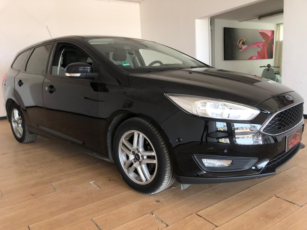 .VENDUTA........FORD FOCUS STATION WAGON 1.6 TDCi 115 CV SW Titanium