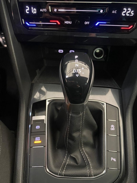 VENDUTO........Volkswagen Tiguan 2.0 TDI 150 CV SCR DSG R-LINE