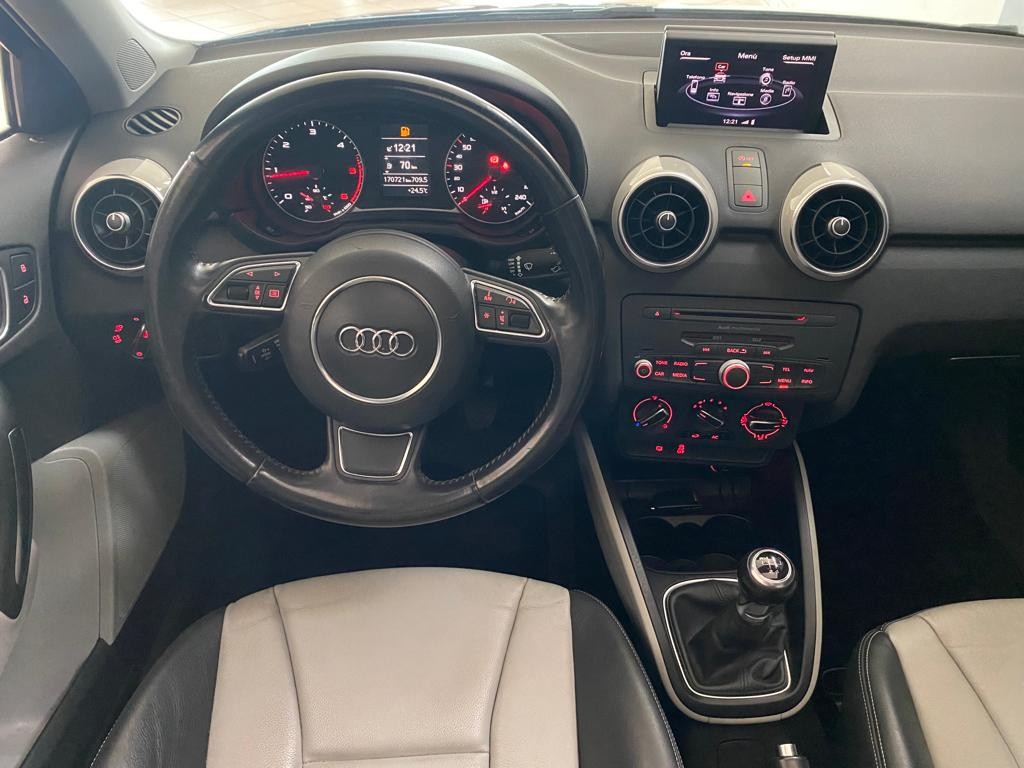 VENDUTA .....Audi A1 1.6 TDI Attraction