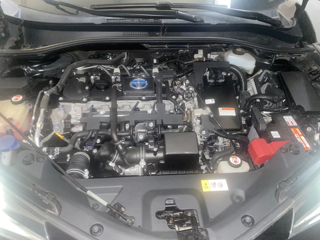  Toyota C-HR 1.8 Hybrid E-CVT Active