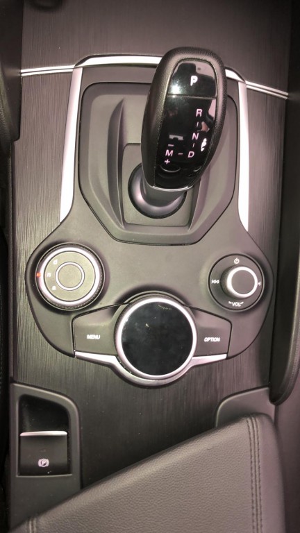 VENDUTA........Alfa Romeo giulia 2.2 at8 150cv super full optional