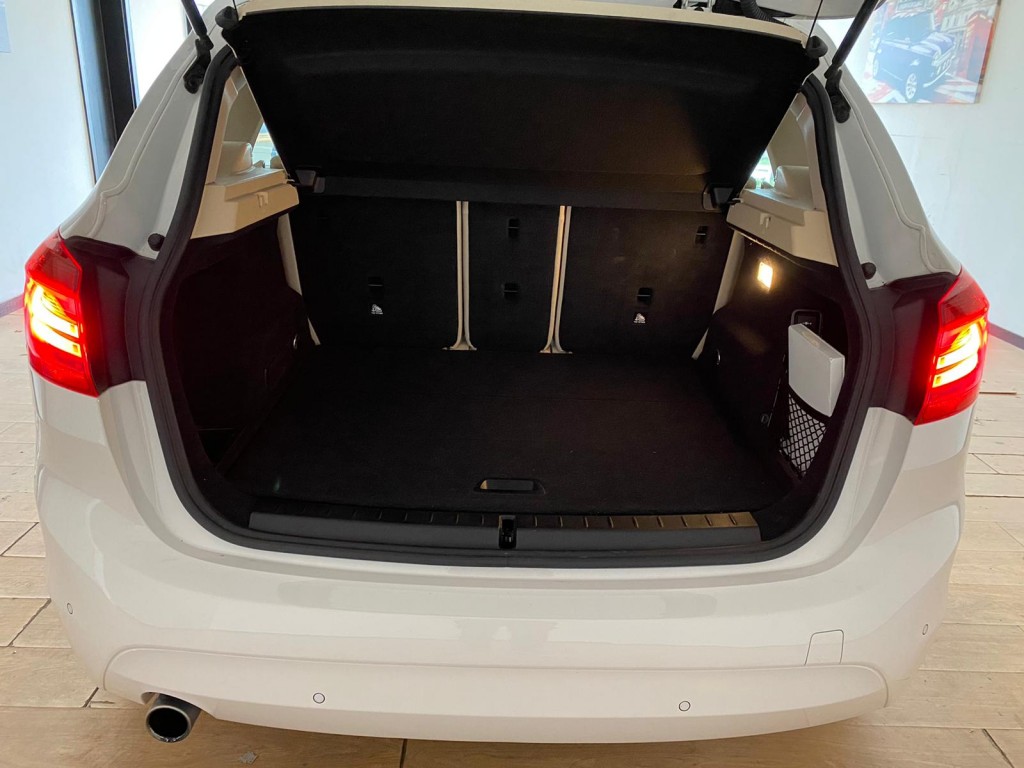 VENDUTA...................BMW SERIE 2 ACTIVE TOURER 218d
