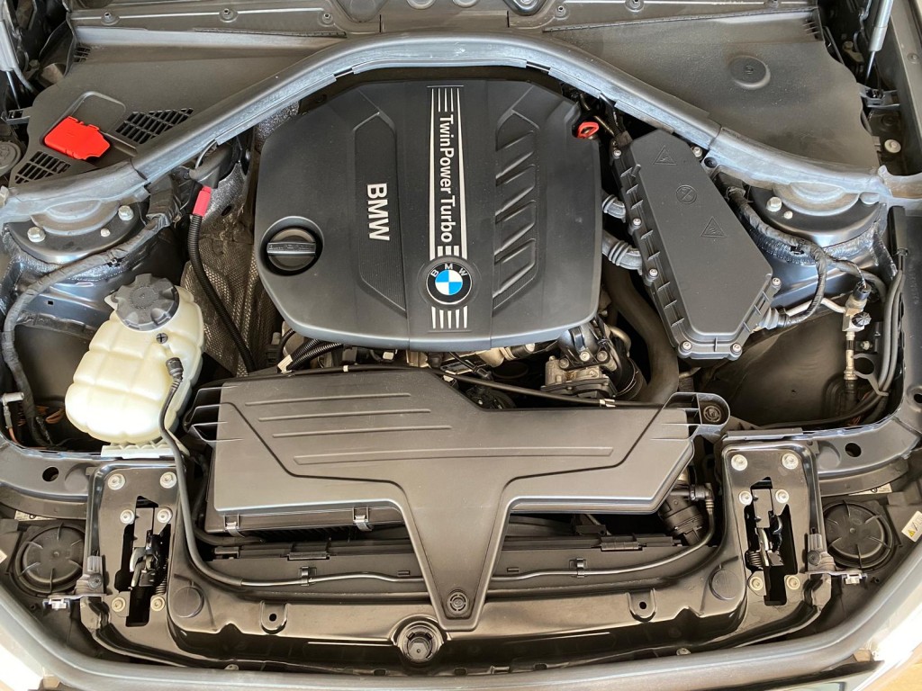 VENDUTA..................BMW SERIE 1 114d 5p. Unique