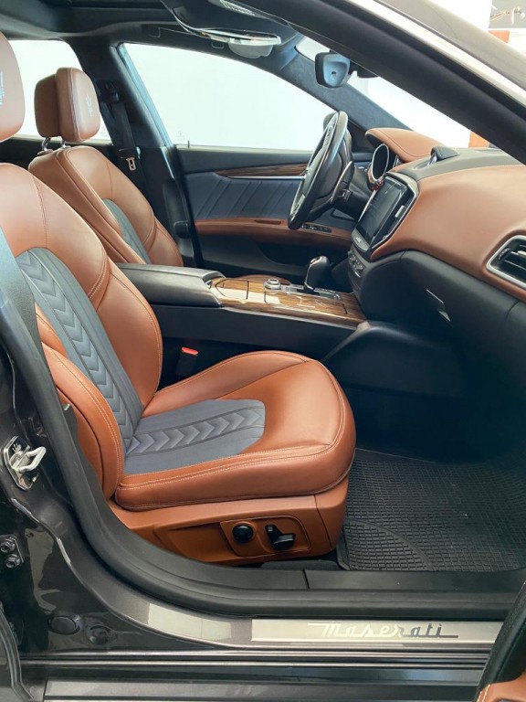 VENDUTA ........Maserati Ghibli V6 Diesel 275 CV Granlusso