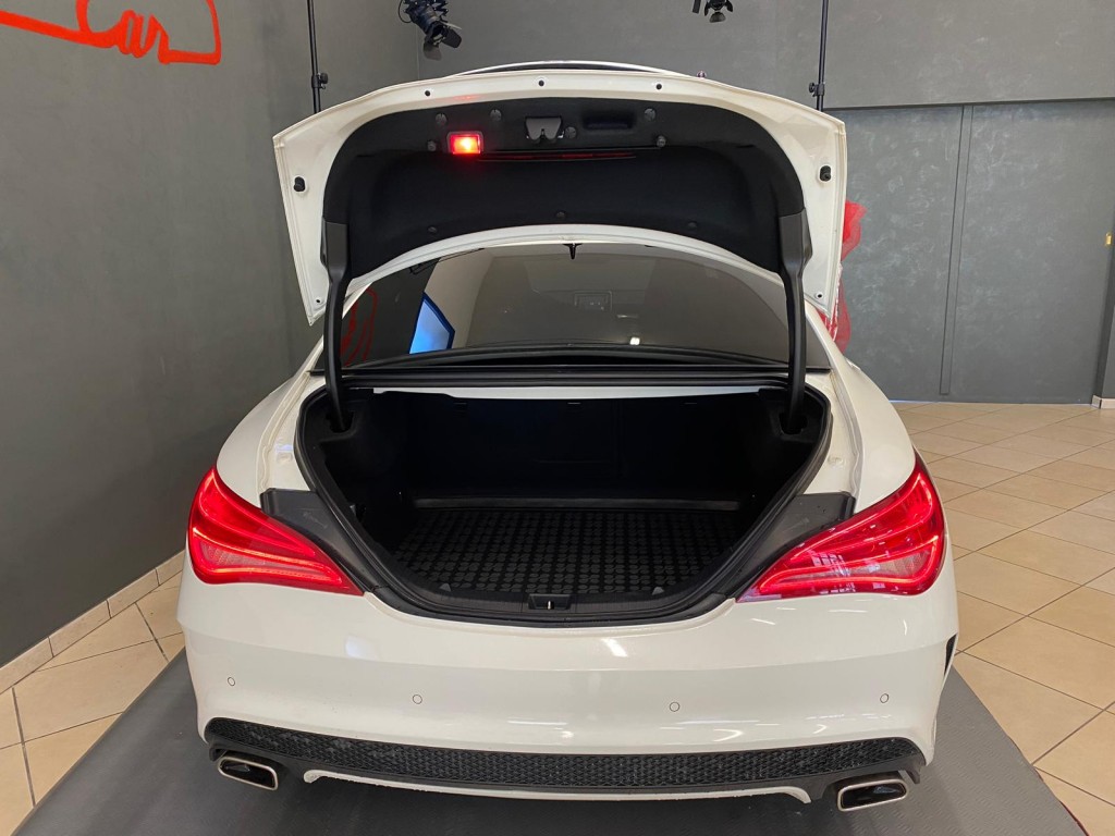 VENDUTA.......Mercedes-Benz CLA 180 Premium
