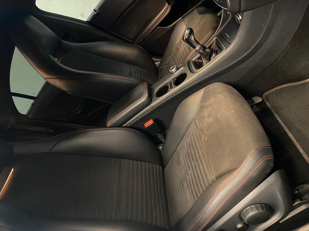 VENDUTA.......Mercedes-Benz CLA 180 Premium
