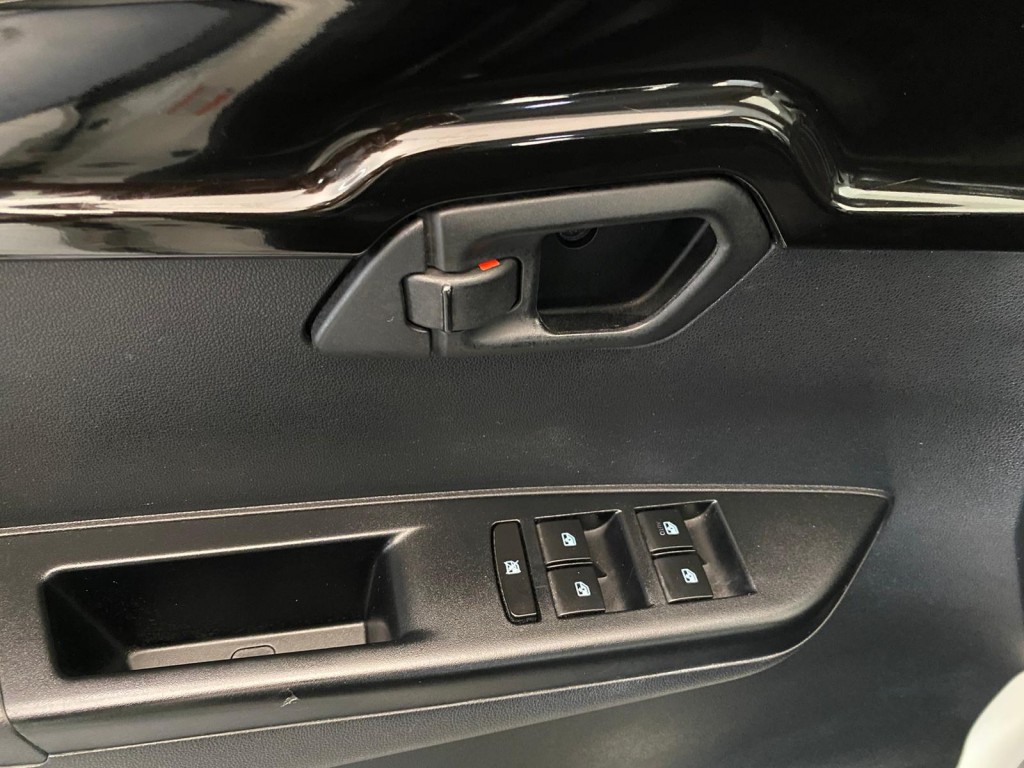 VENDUTA ......Mahindra KUV100 KUV100 1.2 VVT K6+