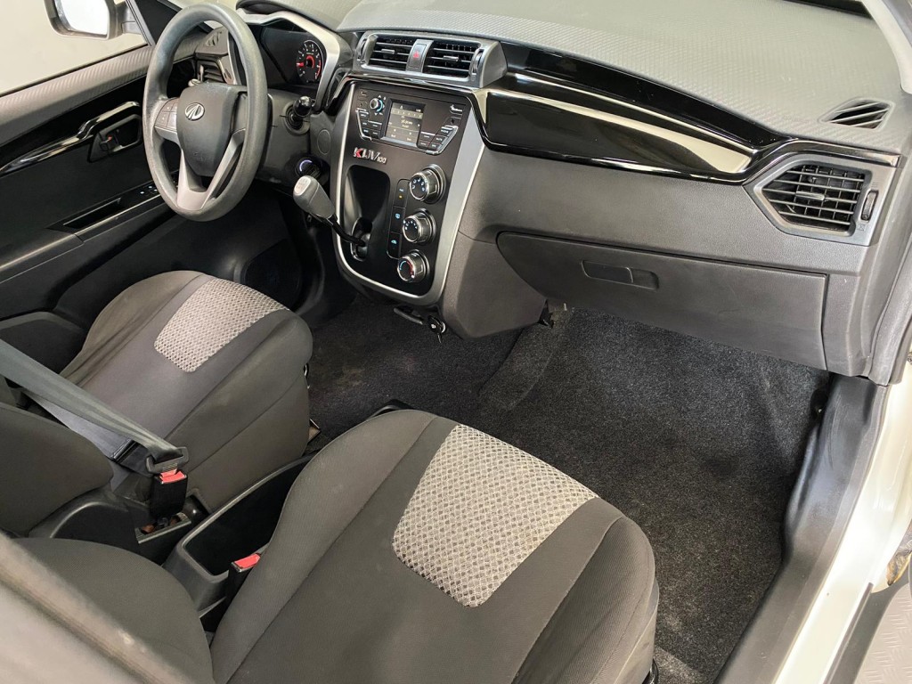 VENDUTA ......Mahindra KUV100 KUV100 1.2 VVT K6+