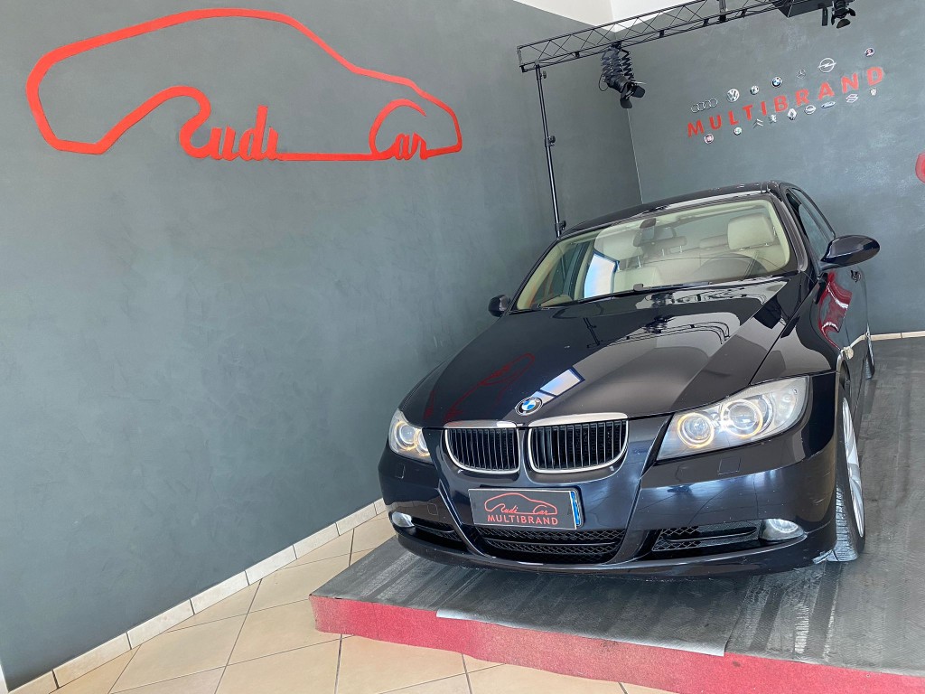 VENDUTA.....BMW Serie 3 320d cat Futura