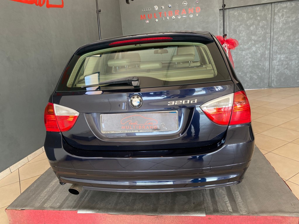 VENDUTA.....BMW Serie 3 320d cat Futura