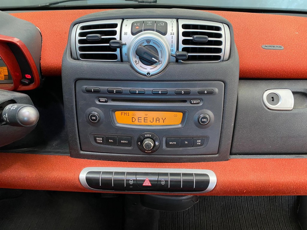 .VENDUTA .......Smart fortwo 1000 62 kW coupé pulse