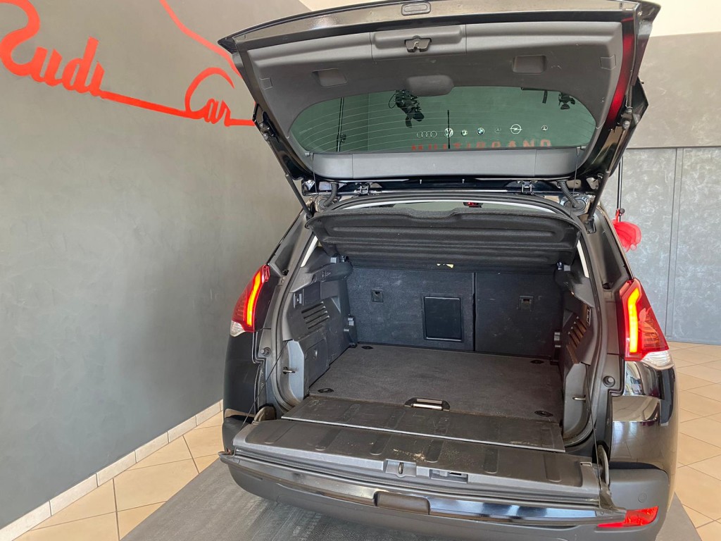 VENDUTA .......Peugeot 3008 1.6 HDi 115CV