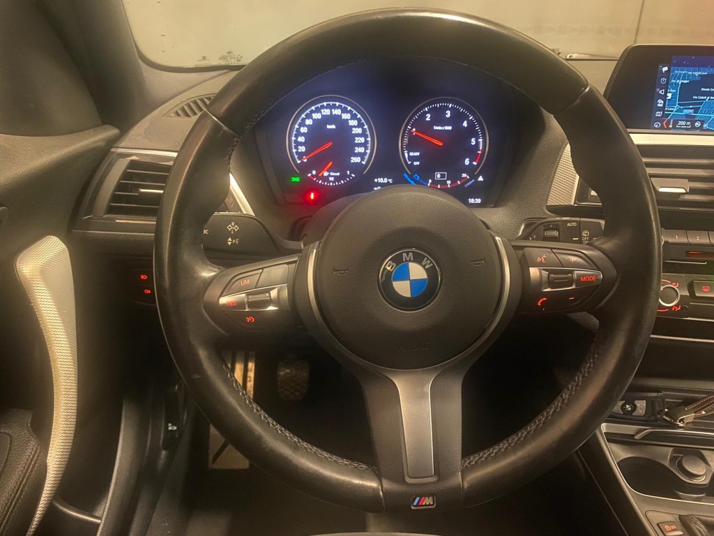 VENDUTA....BMW Serie 1 5p. 116d 5p. Msport
