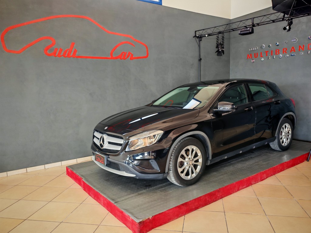Mercedes-benz GLA 180 CDI Automatic Premium 