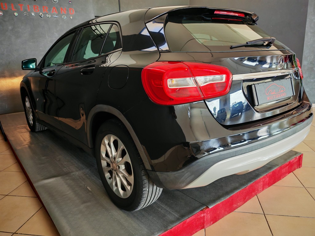 Mercedes-benz GLA 180 CDI Automatic Premium 