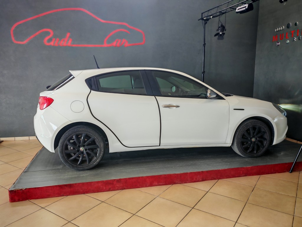 Alfa Romeo Giulietta 1.6 JTDm Super 120cv