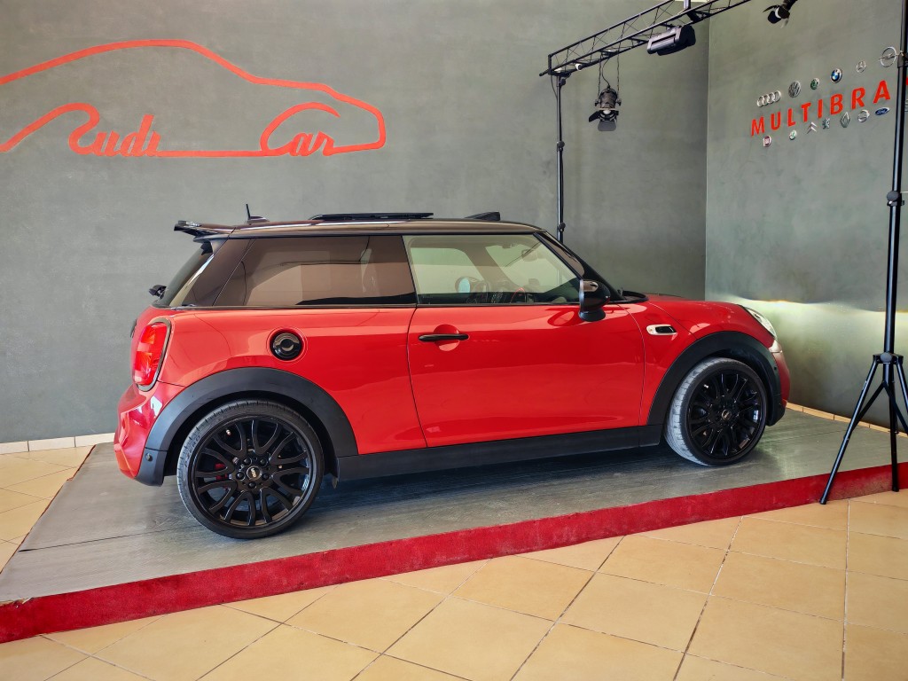 MINI Mini 2.0 John Cooper Works S