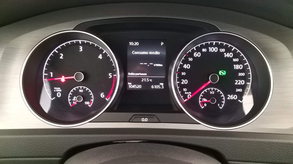 VENDUTA ............VOLKSWAGEN GOLF 1.6 TDI 5p. Comfortline BlueMotion Technology